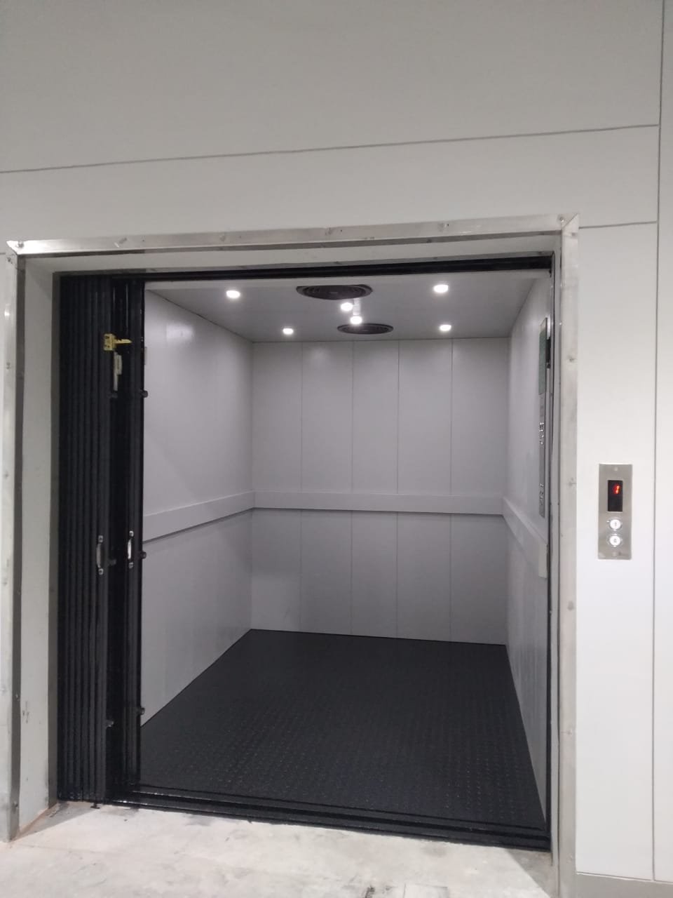 Elevator 1